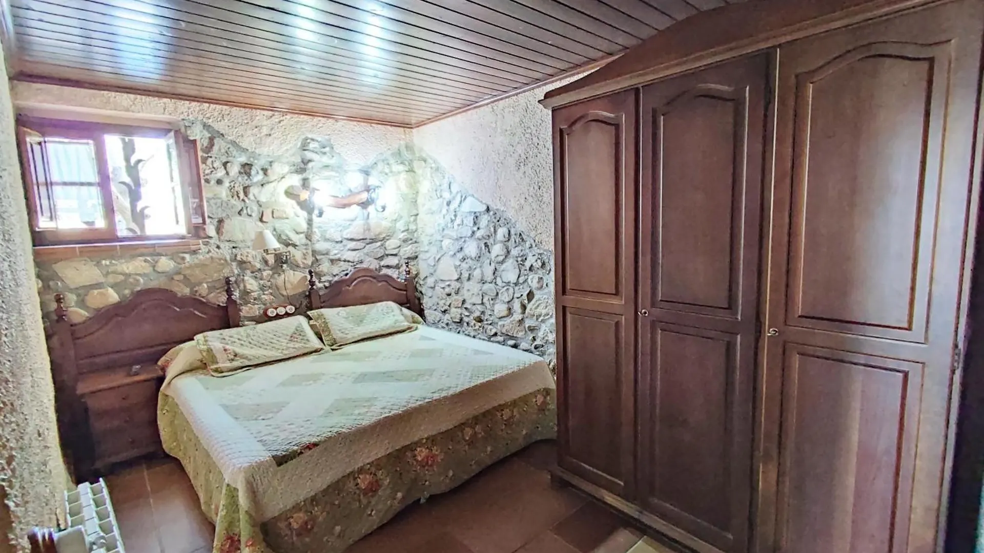 Country house Masia Can Felip Guest House Llinars del Valles